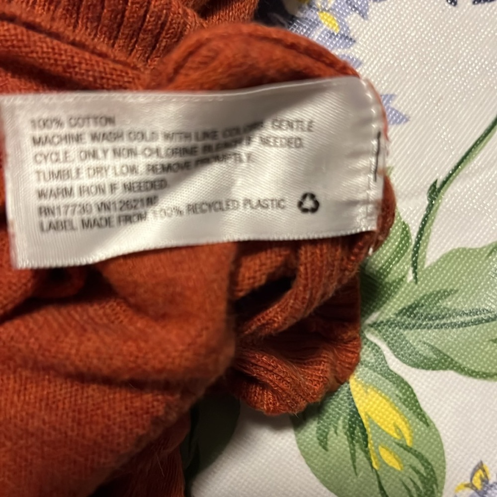 Mossimo Rust Color Button Front Sweater . Size Xs - image 5